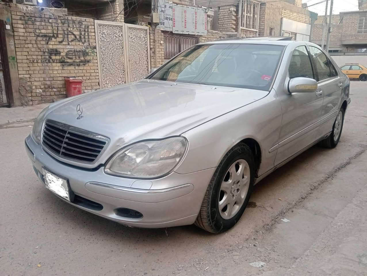 مارسدس غواصة 2005 فول مواصفات جاهزة للاخير تخم تاير حدادية جديدة ترايها زيرو (ادوات بدون كص) السعر 40 عنوان بغداد للاتصال ***********
