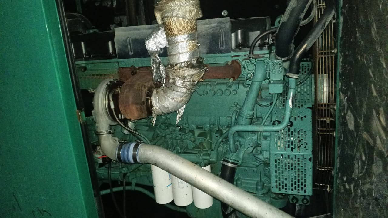 🔥 فرصة ما بتتعوض 🔥

فولفو بنتا D13
Volvo Penta D13
قدرة 330KVA ⚡

مستعملة شبه جديدة ✨
شغالة عدد ساعات قليل جدًا
أقل من 2000 ساعة فقط 💪

أداء قوي، نظافة ممتازة، وجاهزة للشغل مباشرة 👌
خيار مثالي للي بدّه قوة واعتمادية بسعر ممتاز 🔥


**إذا كنت صاحب هذا الإعلان وتريد حذفه لأي سبب، رجاءا أرسل رسالة إلى الدعم الفني**