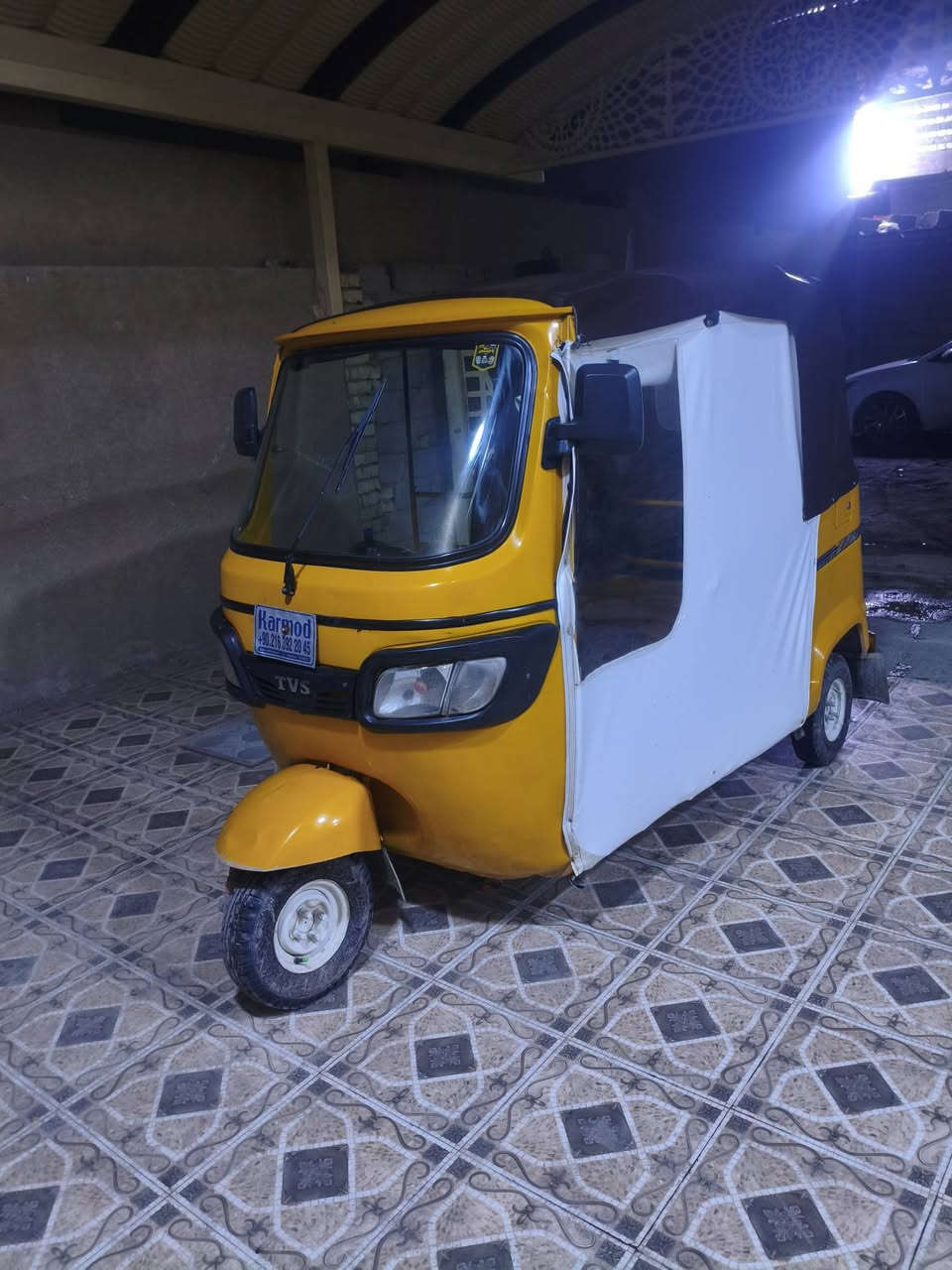 سلام عليكم تكتك تي في اس البيع موديل 20 سعر 5/200 مكاني بغداد الدورة حي دجله ***********
