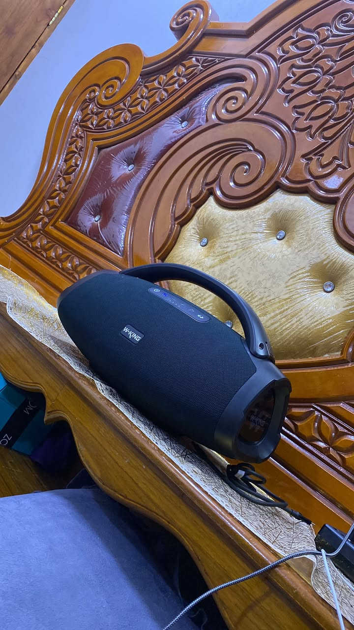 W-klNG اكبر قياس
فول مواصفات مع برنامج للتحكم ب تقسيم وتوزيع الصوت عن طريق الموبايل كذلك الاطفاء وتشغيل الباس

تدوم حتى 16 ساعه تشغيل متواصل

تدعم شحن السريع كيبل تايبسي

صوت ولاغلطه

السعر 300 قفل

مكاني بغداد طالبيه ويتوفر توصيل كافه انحاء العراق مع ضمان 

***********
