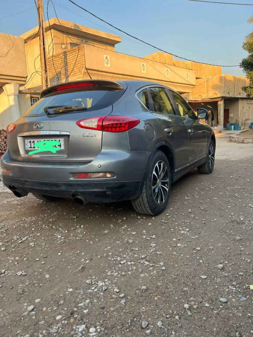 السلام عليكم سياره انفنتي امريكي للبيع Ex35 2008 رقم بغداد دولي تحويل ثاني يوم كهربائياته كامله كير محرك مكفولات تبريد شغال صدر امامي خلفي جديد ضربته جاملغ خلفي عكس السايق مصبوغه احزام ٧٥او بيه مجال 
الرقم ***********
