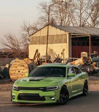 🚗 دوج جارجر 5700 دايتونا 2019  – اللون 💚 أخضر فسفوري  الي يدور جديد  و...
