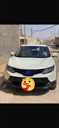 للبيع نيسان روج سبورت ٢٠١٨ وارد امريكي حادثهة دعامية فقط  *رادار امامي...
