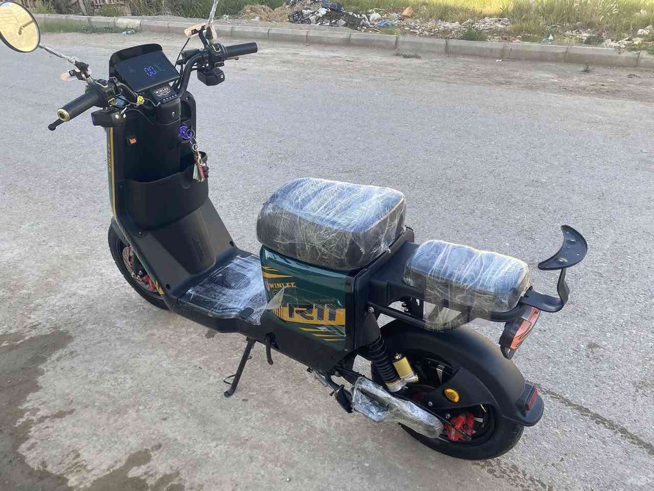 سلام عليكم
ماطور شحن R11للبيع

بصمه كارت سويج

الون اخضر

مابي نقص 
للاستفسار ***********
المكان ديالى بعقويه

السعر850الف وبي مجال
