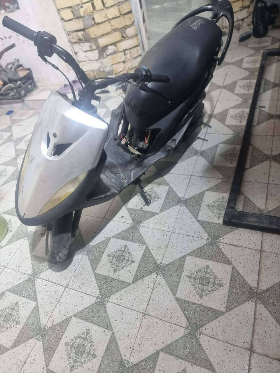 ماكس للبيع غراضها كله جديد عوزها قبق هندر  ب ٣٠٠ وبيها مجال ***********
