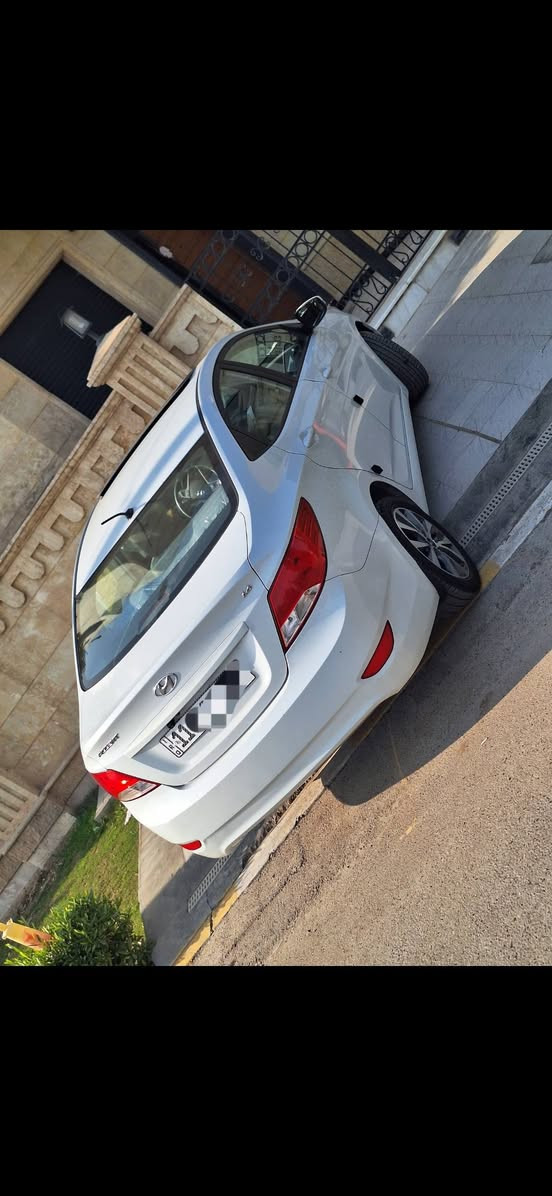 اكسنت 2018 خليجي رقم بغداد انكليزي مميز باسمي فول مواصفات لد امامي خلفي فتحة ٤ دسك شاشة بلادية كامرة خلفية اشاير بلمري ويل جبير محرك 1600 ماشية 62 الف جدا نضيفة ومحافظ عليه الاتصال ***********
