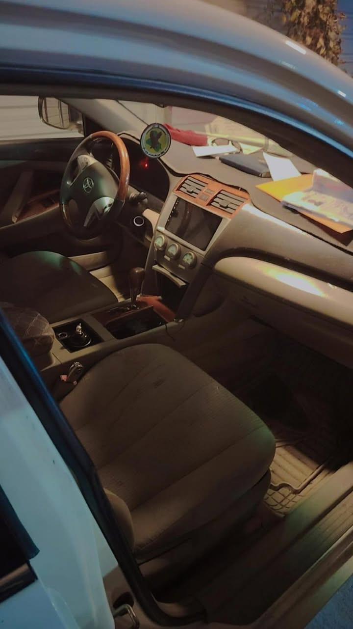 السلام عليكم كامري ٢٠١١ خليجي رقم دهوك تريد تحويل تريد وكاله سيارة فول مواصفات سيارة حلوه ما متعوبه بيه تكحيلات بسيطه مكان سياره بغداد التاجي السعر 130 وبيه مجال مكلف بنشر رقم صاحب سياره ‭٠٧٨٢ ٩٥٩ ٣٠٣٩‬
