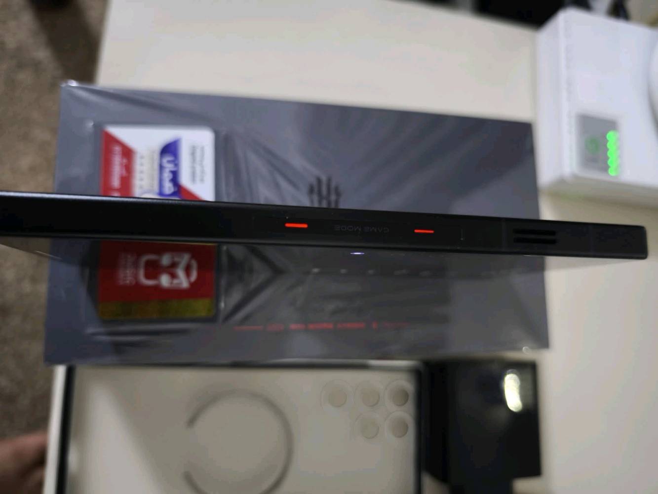 الـسلام علـيكم ورحـمة اللّٰـه وبـركـاتـه 
-  RED MAGIC 11 PRO 
- للـبيع او الـمراوس شـعندك نـزل 
- ذاكـرة ﴿ 256 ﴾
- رام ﴿ 12 + 12 ﴾ 
- جـهاز نـظيـف حيـل وكـلشـي موضـح بالصـور 
- الـمروحـة فـقط واكفـة ومـاعرف شنو الـخلل 
- الـجهاز ﴿ مـو مفـتوح ﴾ 
- الـجهاز ضـمان 12 شـهر 
- أستـخدام اقـل الشهـرين 
- مـلحقات ﴿ كـارتونة . شاحنة . كيبل . كفر حديد . مـروحـة تبـريد عادية ﴾ 
- الـسعر ﴿ 900.000 ألـف ﴾ قـفل 
- مـكاني ﴿ ديـالى _ الـحويش ﴾ 
- تـواصل ﴿ مـاسنـجر _ واتـساب ﴾
- ***********