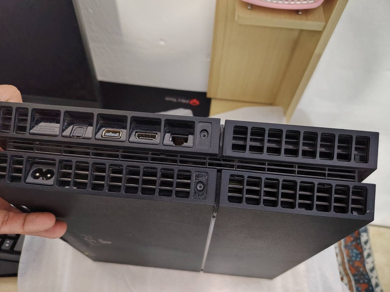 سلام عليكم
PS4 فات مهكر للبيع 
+Ups 850 نظيف كلش مستخدم مده قليله يجي بالكارتون. 
الجهاز نظيف كلش لا مصلح ولا مفتوح نهائيا
المساحة 500 كيكابايت
النظام 12.52
الألعاب رزذنت ايفل 4
رزذنت ايفل 7
ذا لاست 1
ذا لاست 2
الملحقات يدة بلي 4 وحده وقاعدة شحن جوستكات أصلية وكيبل شحن. 
بالإضافة إلى كيبلات الجهاز كامله وكلها أصلية.
مكاني ديوانية وعندي توصيل بس للنجف.
سعر الجهاز وي اليو بي اس 230 الف قفل 🔒.


**إذا كنت صاحب هذا الإعلان وتريد حذفه لأي سبب، رجاءا أرسل رسالة إلى الدعم الفني**