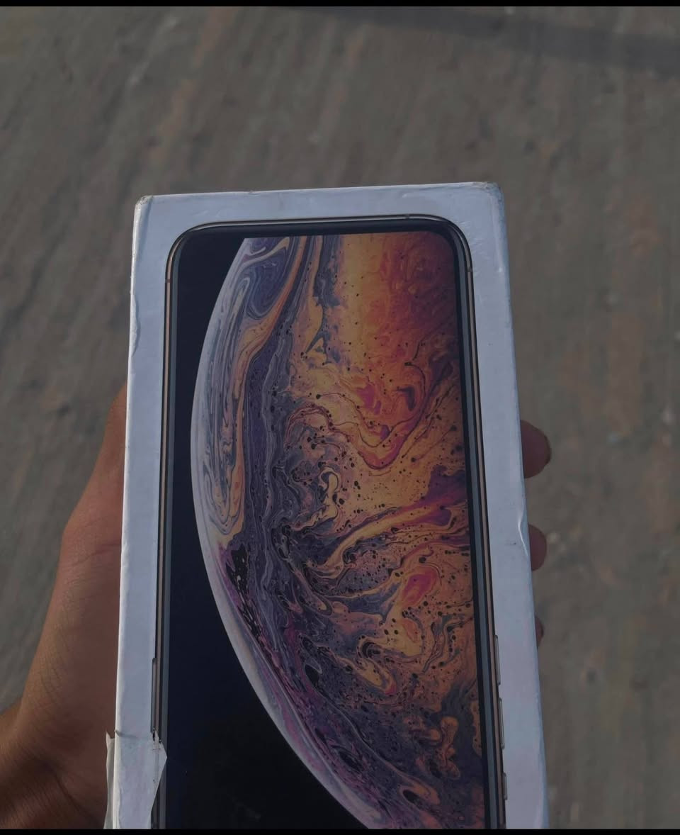 هاتف نقالللل اكس ماكس هوه وكارتونه ذاكره 256 مبدل بطاريات 100 دبل سيم كارت كلشي شغال بي سعر 180الف مكاني بصره رقمي ***********
