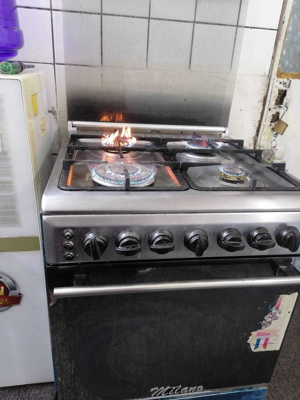 طباخ للبيع ٤ عيون ناره قويه مستخدم بس نضيف ب١٢٥ اريده


**إذا كنت صاحب هذا الإعلان وتريد حذفه لأي سبب، رجاءا أرسل رسالة إلى الدعم الفني**