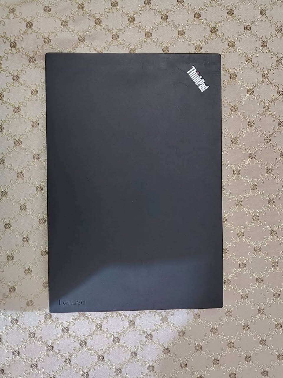 كور i7 الجيل الثامن بـ 210 ألف لابتوب Lenovo نظافة عالية سلم خفيف الوزن هارد 256 ssd رام 8 كارت الشاشة 4 GB

 مناسب جداً للفوتوشوب والأوتوكاد والدراسة والبحوث والتصفح والطباعة والألعاب.

المواصفات :

🟩 المعالج إنتل كور i7 الجيل الثامن
🟩 الشاشة 13 إنج
🟩 الهارد 256 ssd
🟩 الرام 8 GB
🟩 كارت شاشة 4 GB
🟩 كاميرا أمامية 
🟩 بلوتوث
🟩 منافد USB عدد 3
🟩 بطارية داخلية وخارجية توفر شحن اكثر من ٤ ساعات
🟩 منفذ HDMI
🟩 منفذ Lan, منفذ Aux
🟩 منفذ قاريء ذاكرة SD
🟩 وندوز ١١ برو اصلي مفعل مدى الحياة✅️+برامج التواصل الاجتماعي👨‍💻وبرامج الاوفيس📚وبرامج الخدمية🌍+لعبة GTA 5🎮 و ال 🚗GTA 4 وال 🚀Call of Duty


**إذا كنت صاحب هذا الإعلان وتريد حذفه لأي سبب، رجاءا أرسل رسالة إلى الدعم الفني**