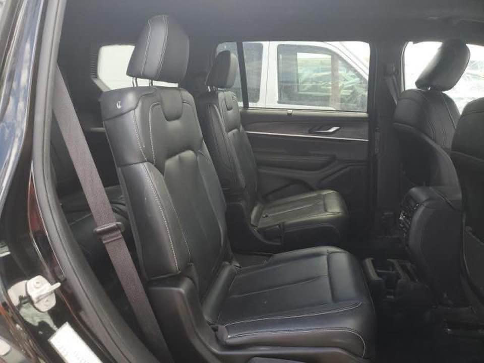 *--مشحونه إلى منفذ سفوان--*
*بإمكان التخريج بكتاب شهداء*
*جيب كراند شيروكي موديـ2024ـل*
*السعر169$(جاهزه)فـول لمتــدد*

عندك كتاب شهداء تعقيب 8ورقات

***********

***********
