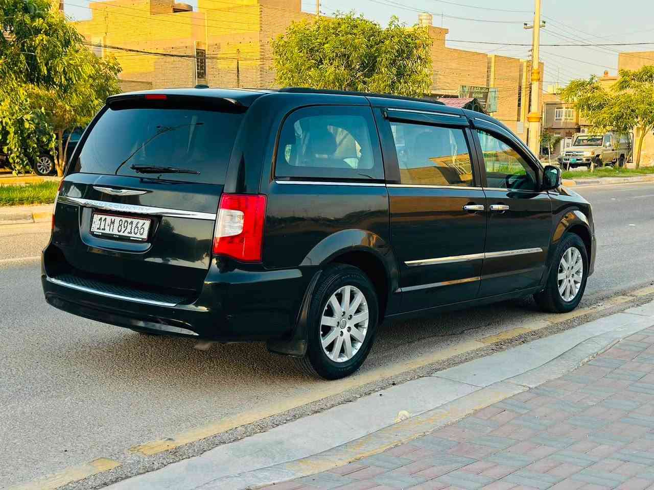 السعرر128
دوج كلايزر مديل 2014 حادث جاملغ وبنيد بدون داوخل شرط 
للاستفسار ***********
فول مواصفاات بيبان كهرباء جنطه كهرباء حصان بنص شاشات عرض كامره خلفيه بردات كشنات جلد كهرباء 7 راكب سياحي 3قطع تبريد  حساسات تشغيل عن بعد نضام ايكو مكينه وكير كفاله تخم تاير جديد تبريد ثلج حداديه جديده مكان السياره كربلاء كربلاء, العراق
