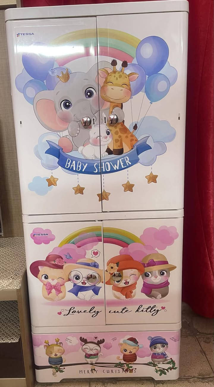 أغراض أطفال للبيع المكان الكاظميه ***********
