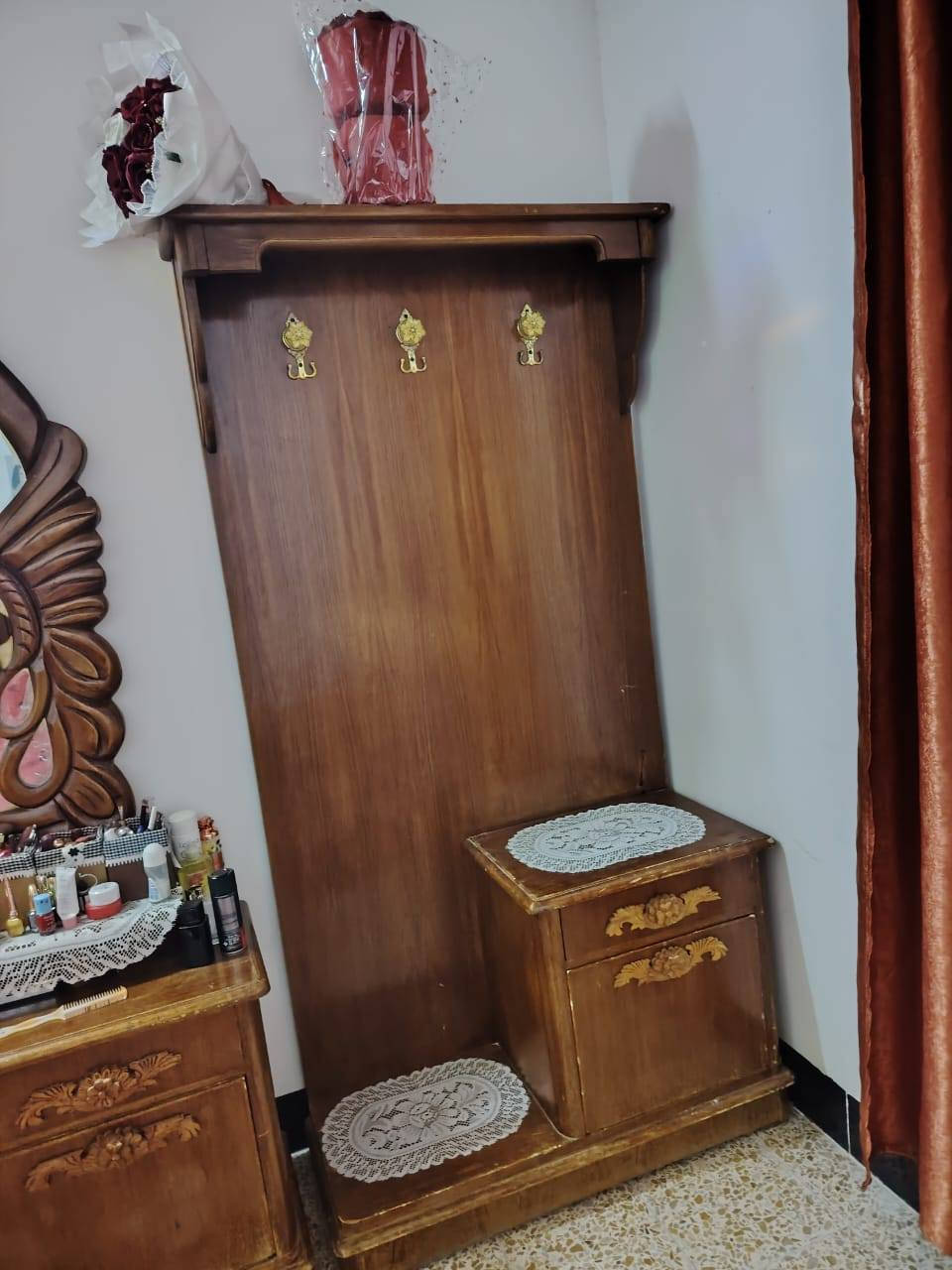 البيع  السعر 450وبيها مجال بصيط 👀
***********
