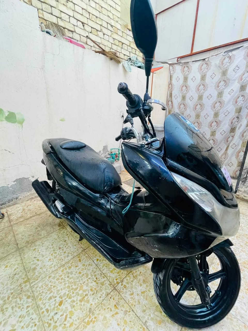 السلام عليكم دراجه بي سي اكس الجيل ألاول الدراجه فجأة طفت عندي اكفلك المكينه ابيع كوم حديد مكاني المشتل ***********
السعر 650 والشراي يتصل وبخدمته

