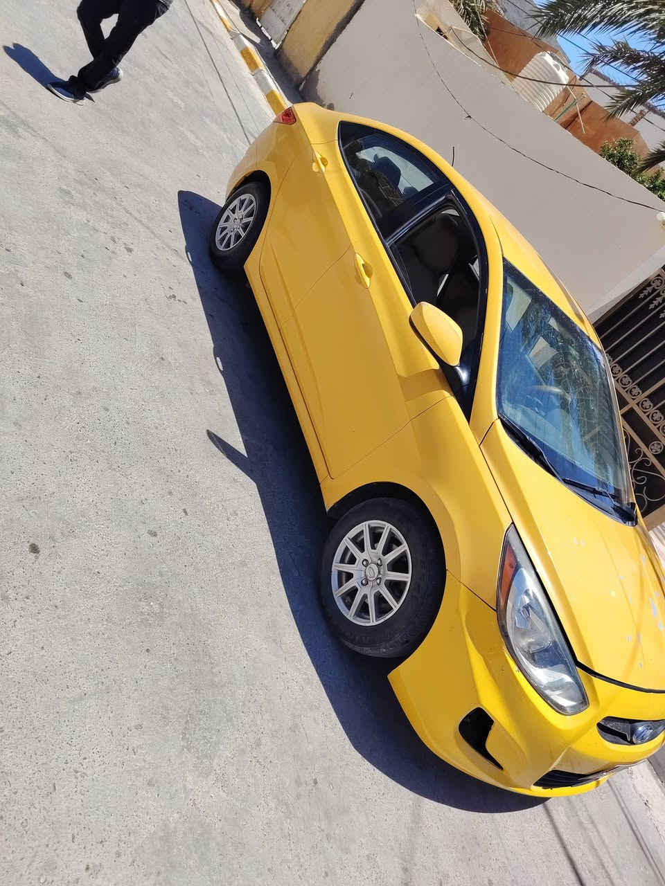 السلام عليكم
اكسنت 2014 وارد امريكي 
ضررها جاملغ امامي ايسر بدون دواخل 
اول صبغة الها 
على ايد وحدة من 2014 
السعر 85 وبيها مجال بسيط 
للاستفسار ***********

ملاحظة مكلف بالنشر
