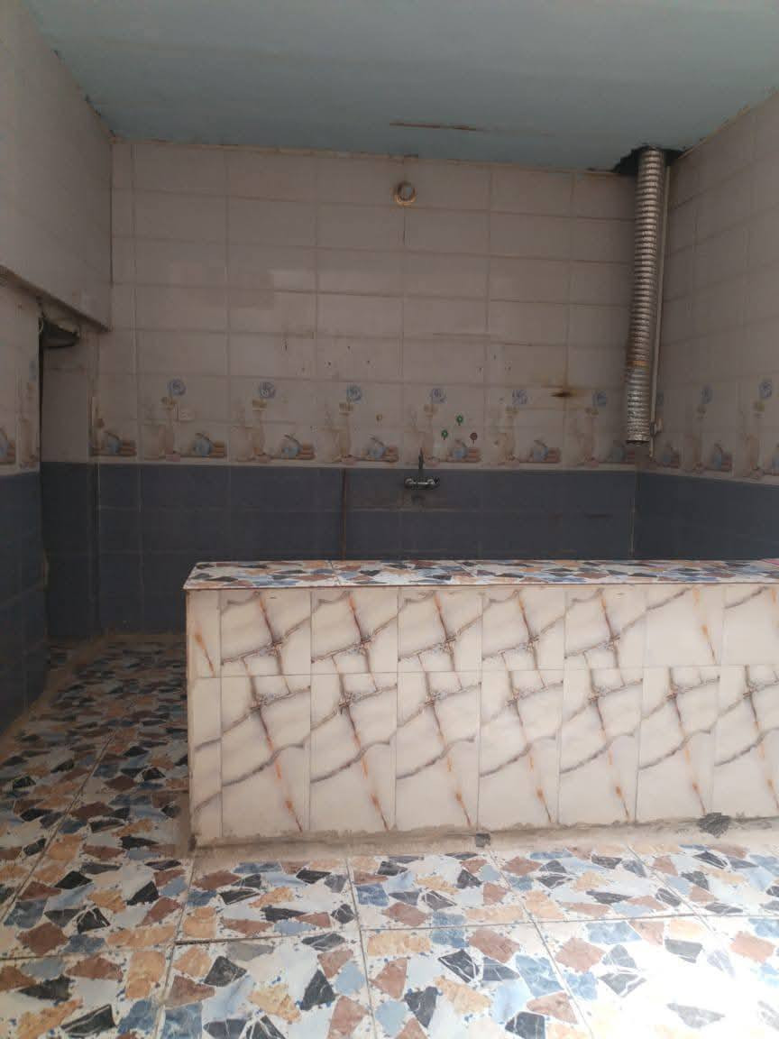 دار للايجار
100 م طابق ونص الايجار 350
نجف حي سلام شارع مصطفى ابو دجاج يحتوي ع غرفتين وصاله وستقبال ومطبخ وصحيات


**إذا كنت صاحب هذا الإعلان وتريد حذفه لأي سبب، رجاءا أرسل رسالة إلى الدعم الفني**