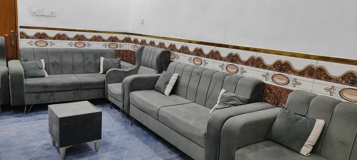 تخم 10نفر مع زولية 3×5 بسعر300وبيه مجال ‏‪0780 342 0056‬‏ متواجد واتساب
