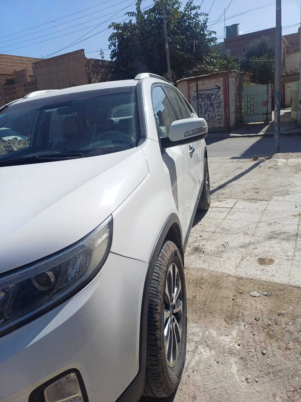 سورنتو 14 خلجي 4 سلندر محرك كله جديد جفته 
سياره حلوه حيل خير من الله تخم تاير تبريد ٣ قطع 
اشاير بل مري 120 يدك جرص سياره مال بيت رقم بغداد /***********.     160 وبيه مجال مكان السياره فلوجه
