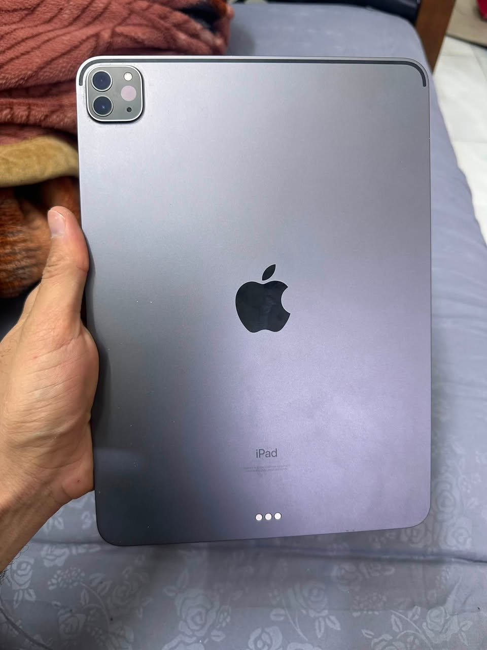 📱 للبيع iPad pro M2 (11-inch)
✅ السعة: 256GB

✅ الحجم: 11 إنج

✅ المعالج: Apple M2

✅ صحة البطارية: 88%

✅ النظافة: 95%

✅السعر 780 الف وقابل لتفاوض

الجهاز نظيف جداً،  بدون تصليح او تبديل اي قطعه.

مناسب للدراسة، الرسم، الشغل، والألعاب.

📩 للاستفسار أو السعر، راسلني على الخاص.

☎️***********
