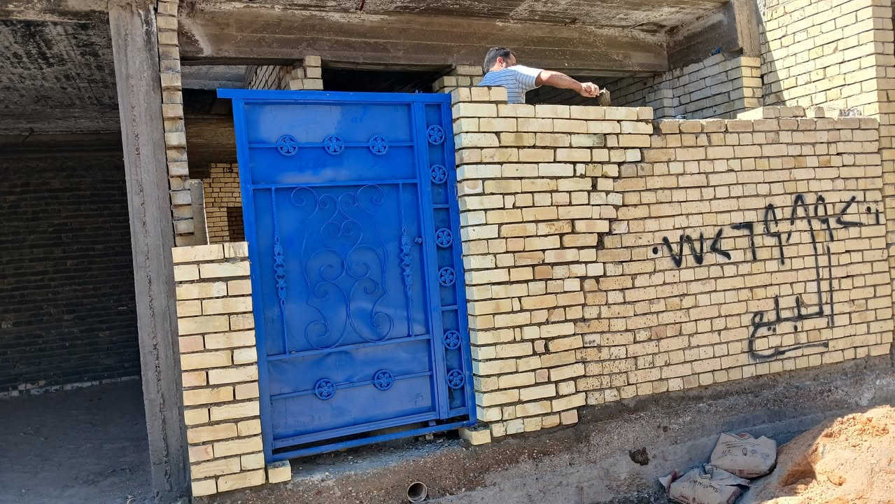 هيكل البيع ب  ٢   على ٨  شارع المكاتب 60 متر ***********
