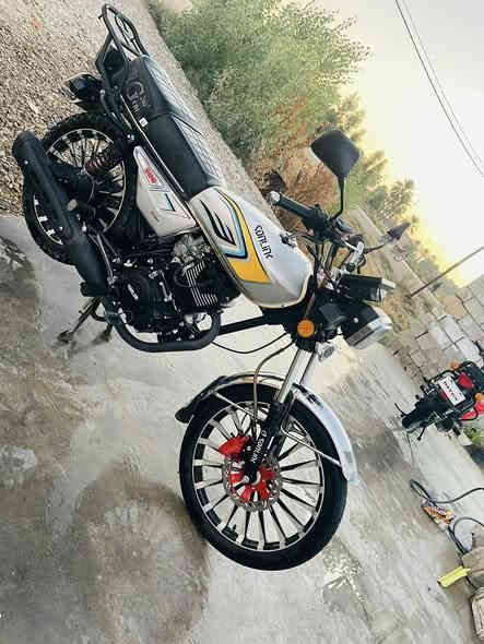 السلام عليكم سيفان ٢٥  مكفول من لشخط  اي نقص مابي محرك ٢٠٠  دشبول اكتروني  وياله عدله ثنينهن تايرات جدد  مابي اي نقص مكفول مكاني ديالئ سراجق سعر ٧٧٥ بي مجال  رقمي ‭٠٧٧٤ ٢٧٢ ٨٦٢٦‬
