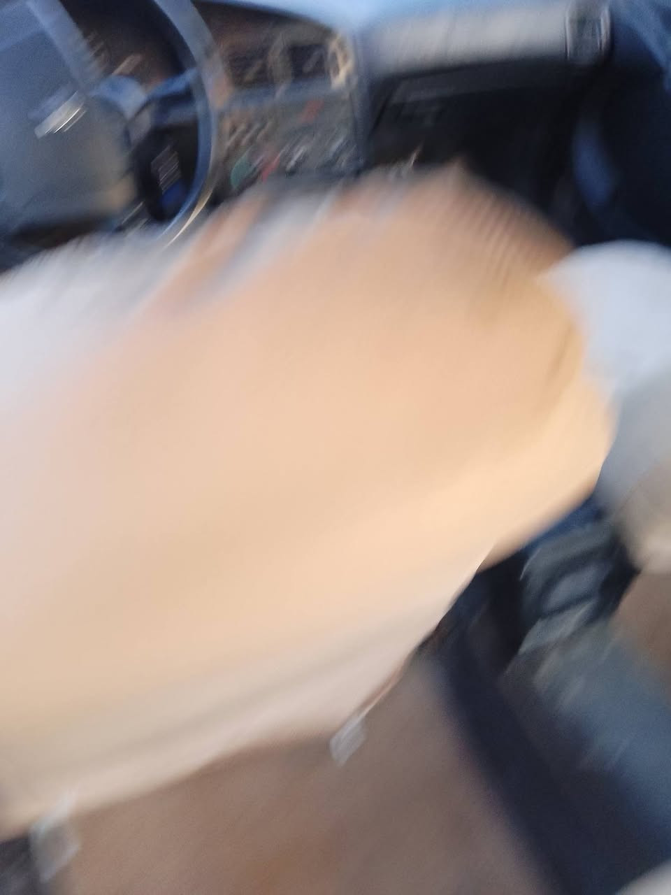 السلام. عليكم بيجو روى محدثة بارص كير مكينه كورله مستعجل على بيعتهه السعر عل خاص ***********
