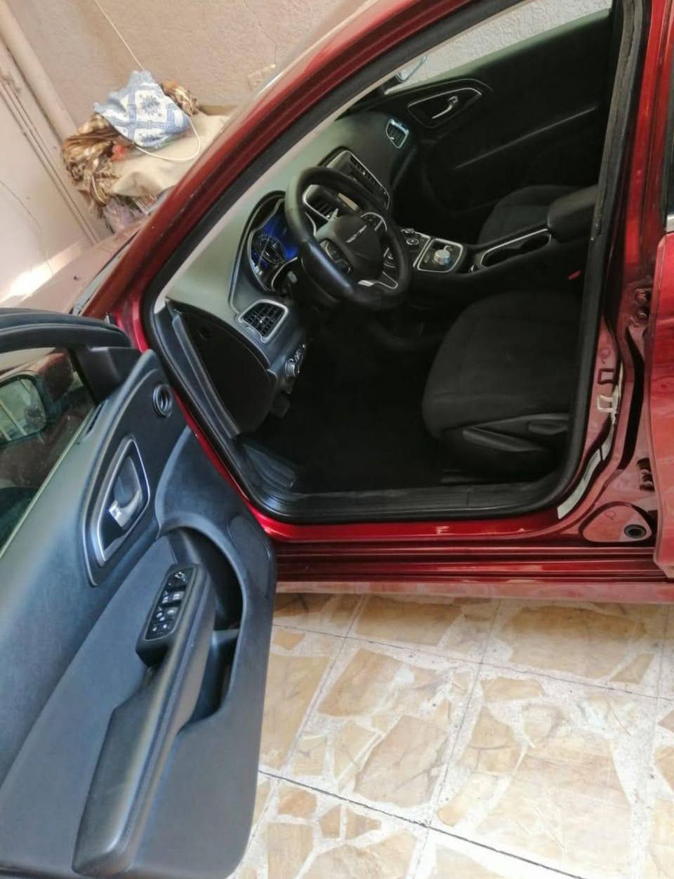 ؤسلام عليكم لبيع كرايسلر جديده سياره رقم بغداد بيه حادث بخشم جاملغ مكاني نجف رقم هاتف *********** سعر 100 أو بيه مجال
