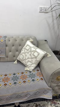 تخم للبيع 10كراسي 2ثلاثيه  4كرسي نفر واحد   للبيع  سعره500 07713390093...