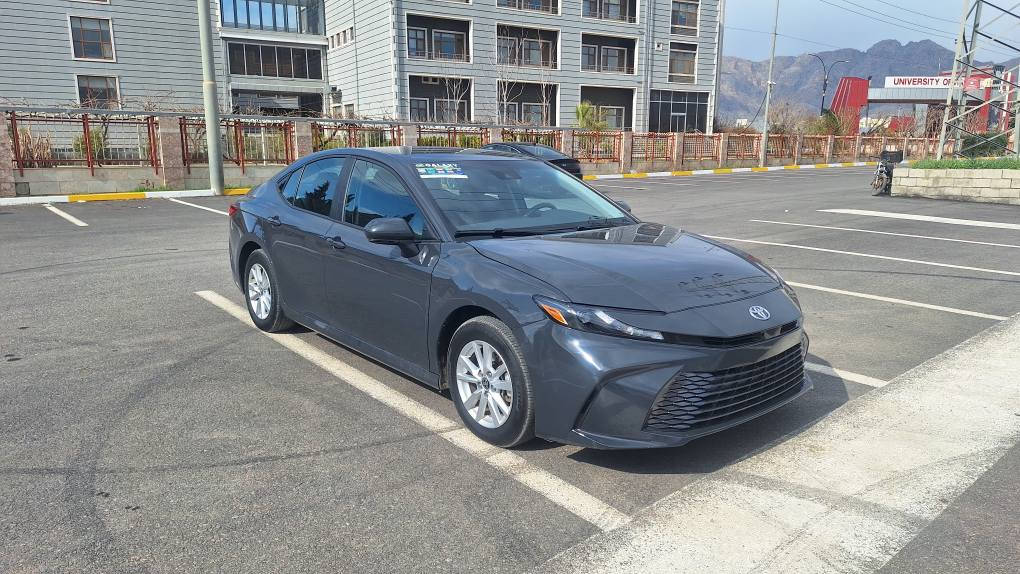 کامری ۲۰۲٥ LE ڕەنگ چیمەنتۆی تۆخ تەنها ۲٤مایل ڕۆیشتووە هایبیردو بەنزین مواسفات بسمە ئاوینە ڕادار ڕادارپیش دوا کامیرا حاسە سێ مۆد لیخوڕین ئیکۆ نۆرماڵ سپۆرت بریک بسمە خەتی جاددە شعن موبایل وایرلیس شاشە گەورە تبرید مرکزی سەیارەکە کاتی نەشکاوە. بۆیاخ بۆنیت پەڵەیەک لە چاملاخی دواوە بێ ناوگرتن. سعری ۱٨٥گەڵا مجال ژ.م ۰۷٥۱٥۱۷۲۳٨٦یان ۰۷۷۳٤٤۳۱٥۱۰ رانية, السليمانية
