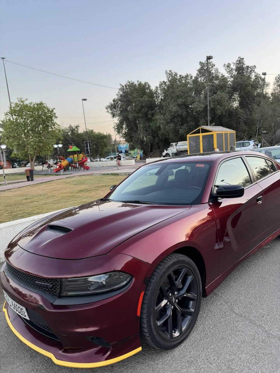 بسم الله 
دوج جارجر جي تي
‏DODGE CHARGER GT. 2023
اللون: احمر (ماروني)
عداد المسافات ٢٥الف مايل قابل لزيادة
حادث السيارة( كلين بدون صبغ ) فقط بارد شبر بلبنيد باقي كفالة فول مواصفات
المواصفات:
٦سلندر محرك(٣٦٠٠)
فتحة
كرسي كهرباء
كراسي سپورت(حضن)
شاشة_امامية_كبيرة_اصلية_لمس_حراري_(11 inch)_الجديدة_كليا
نظام_خرائط_(نظام ملاحة)_navigatio
نظام_مساعدة_بدء_التشغيل_على_المرتفعات
نظام_التحكم_بالاداء
نظام_قياس_قوة_المحرك
‏AUTO_START
نظام_التحكم_بالانطلاق
نظام_اعداد_نمط_القيادة
نظام_اعداد_النمط_الرياضي
نظام_اعداد_النمط_الافتراضي
مراة_هيتر 
كامرة خلفية اصلية
شاشة عرض الاعطال
تشغيل عن بعد
كروس سرعة
فول تحكم استيرن(جهتين امامي+جهتين خلفي)
دبل كير(عادي+أوتوماتيك)
ناقل حركة 8 نمر
نظام_SUPER_TRACK_PAK
نظام_سپورت_SPORT
نظام مانع انزلاق ABS
حساس خلفي
نظام تحكم بمستوى الانارة الداخلي
نظام تحكم بمستوى الضوء الداخلي
لايت عدسة
لد نهاري
بك لايت LED
ويل_20_SRT 
مدخل
‏CARPLAY  
‏المكان بغداد حي جميلة
السعر 300وبيها مجال 
***********
