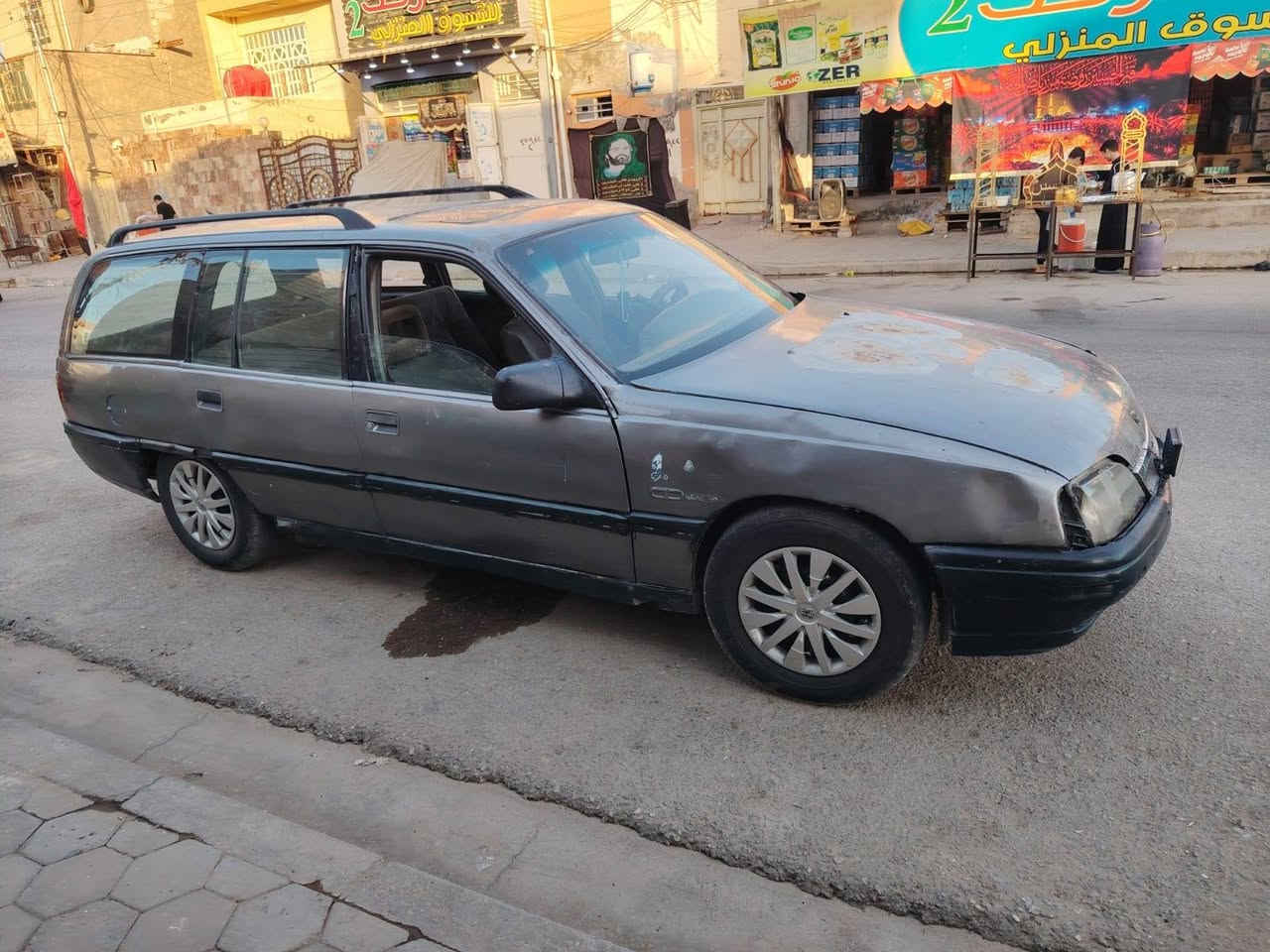 اللبيع وبل ستيشن موديل 1988سيارة جاهزة كير ومكينة حدادية تخم تاير كلة جديد رقم صلاح دين الماني سيارة جاهزة السعر 10ستفسار *********** السيارة موجودة بل نجف النجف, العراق
