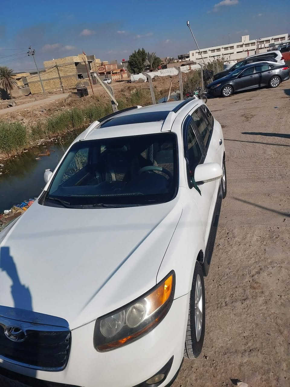 سنتافي موديل 2009 محرك 6 سلندر محرك  مكفول سياره مصبوغه عام مكفول من الكص سياره جديده مال جناي مكاني بغداد وترهم مراوس ولاثير بي واتساب*********** وترهم مده
