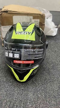 اول مره تطلع خوذه بهل جمال من البضاعه الاوربيه للحجز ع الماسنجر او وتس...