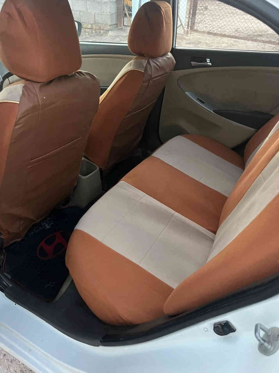 اكسنت 2015 خليجي بأسمي مكينه دوش 1600 قطرتين سياره جديده بيهه 4 قطع بيهن صبغ بدون ضربه مكفوله من الضربه السعر 89 أو مراوس حسب القناعه بغداد مدينه الصدر *********** اثير ***********4
