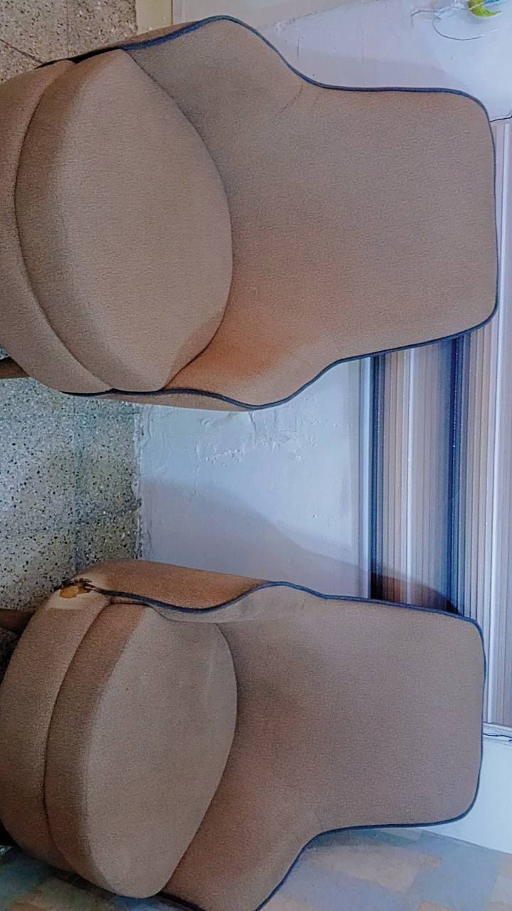 السلام عليكم تخم لبيع ٨ مقاعد ٤٠٠وبي مجال العنوان النواب قرب اسواق بنيه


**إذا كنت صاحب هذا الإعلان وتريد حذفه لأي سبب، رجاءا أرسل رسالة إلى الدعم الفني**