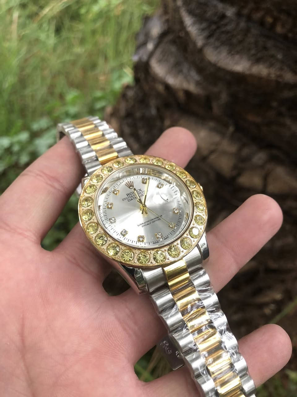 حبايب رولكس رجالي مختم وزن ثقيل
طلعلي قطعتين وحده ذهب وهاي وحده وزنه كلش ثقيل مختم حفر 

القفل حفر مختوم 18كي 

سويس ميد 

عله اول تم 30وبركه


**إذا كنت صاحب هذا الإعلان وتريد حذفه لأي سبب، رجاءا أرسل رسالة إلى الدعم الفني**