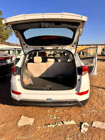 سلام عليكم توسان 2018 سياره نظيفه تخم تاير جديد صدر أمامي وخلفي نظيف محرك 200 سعر 170بيه مجال سياره مكانه خالص ستفسار ***********
