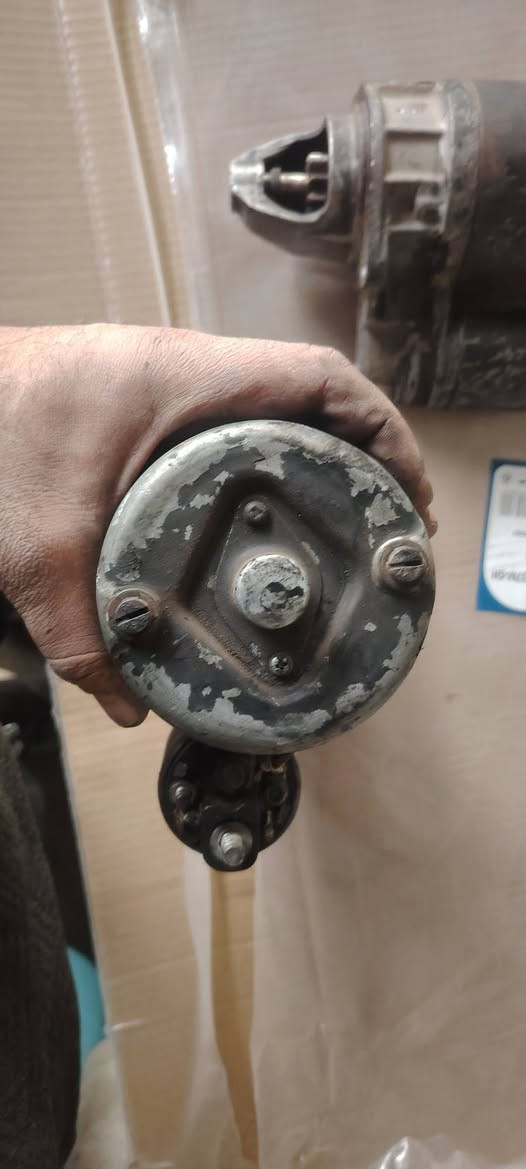 سلف بي ام  سعر الوحد ٥٠ الف
***********
مكاني البياع
