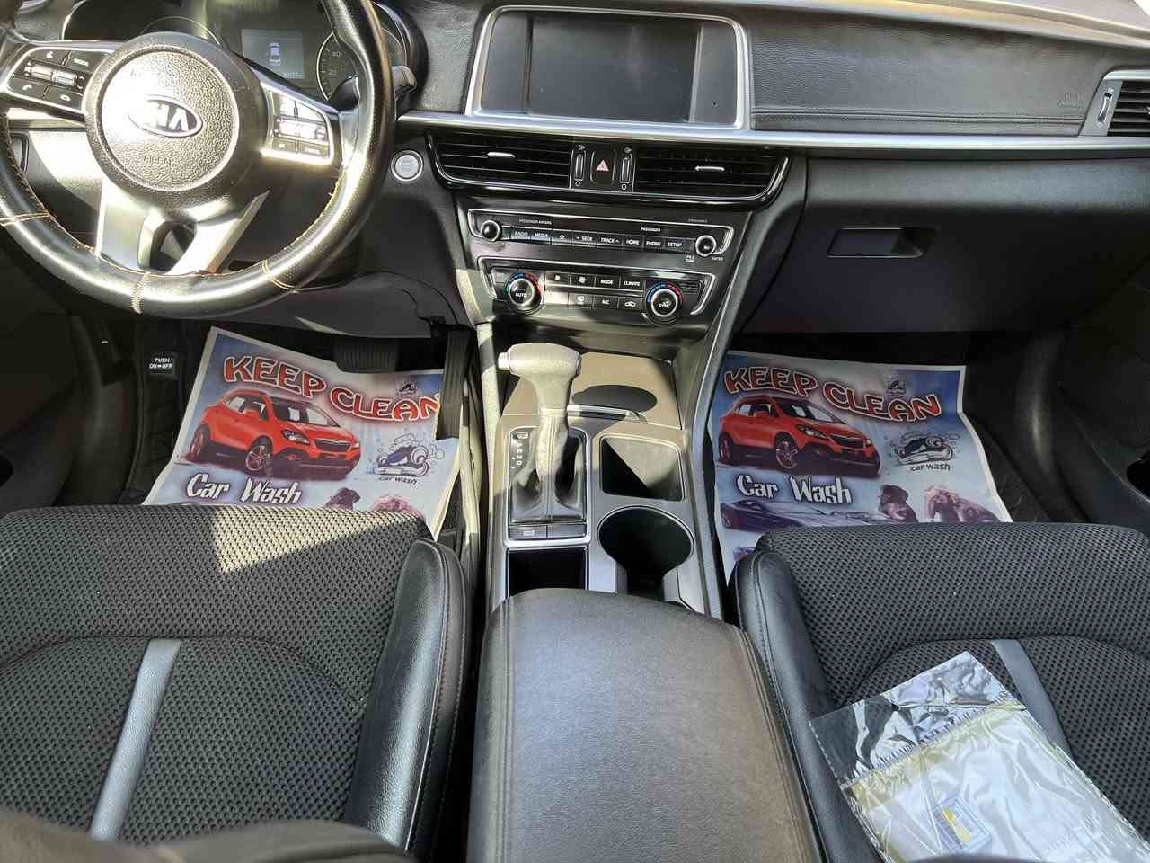 اوبتما 2019 محرك 2400 
ماشية 128 ميل 
بيهة 6 قطع سطحية هنا بالعراق على ايدي و صور حادث موجودة قبل تصليح و مكفولة من لغد و شاصي ابيع حزام 
سيارة داخلة معوقين تفك بشهر ال6 هلسنة 
سعرهة 120 ورقة و بي مجال مكان سيارة زيونة 
*********** موجود واتساب
