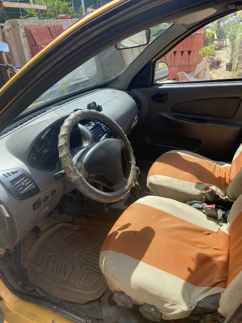 السلام عليكم طيبه موديل ١٥ للبيع السعر ٣٥ وبيه مجال كير محرك مكفولات صدر حداديه البارحه شديتهن تخم نوزلات بلكات السياره عليه ادامه كامله كبل للشارع  هزه جديده بسمي تحويل ثاني يوم مكاني جزيره بغداد السياحيه 
***********
