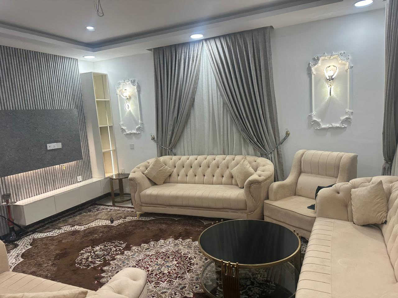 🏠دار للبيع مع الاثاث

مجمع بيتي السكني الزون الثالث📍
على حديقة 
المساحة 200 متر (نرجس)
مساحة البناء 
المقدمة 125 مليون  
السعر الكلي 190 مليون 

يوجد عروض اخرى في مجمع بيتي السكني 

☎️للاستفسار عن هذا العرض او باقي العروض

 ***********
***********

📍نستقبل جميع العروض داخل وخارج المجمع
