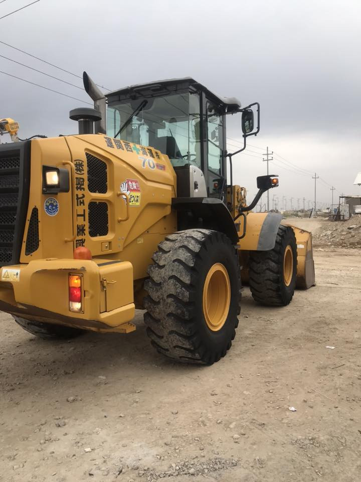 على بركة الله توفر  شفل كاوسكي حجم 70Z7 موديل 2019 دخول جديد للعراق شفل بحالة زيرو العنوان واسط الصويرة ***********
