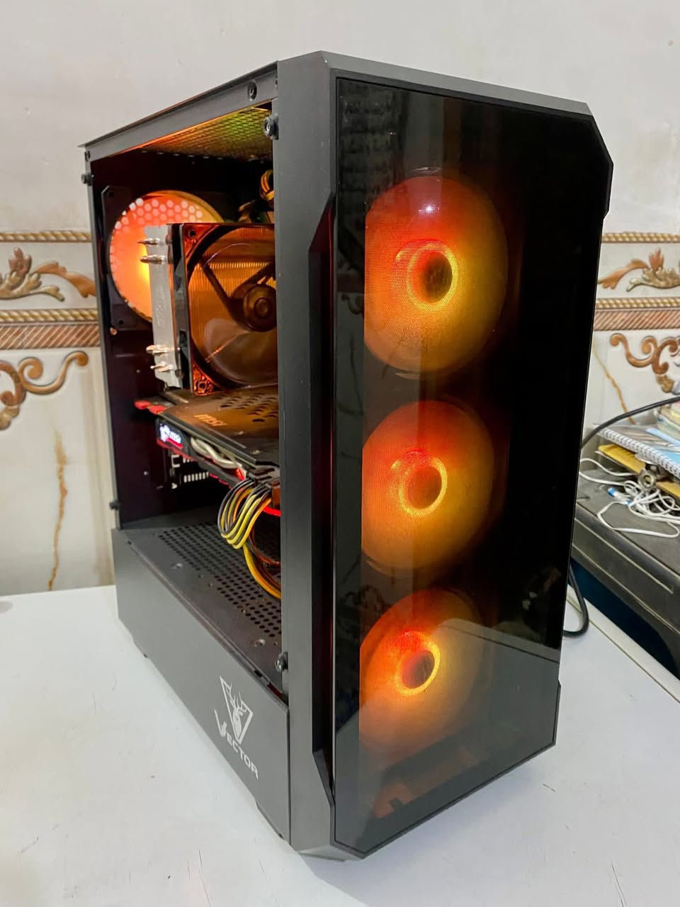السلام عليكم تجميعه العاب قويه بسعر مناسب فقط كيس
GPU GTX 1070 Ti MSI GAMING X 2FAN RGB 
كارت كلش وقوي ونظيف واستعمال قليل 

CPU CORE I7 8700K  6 CORES  12 THREADS 
اقوة او بقوة i5 11400F 

MOTHERBOARD ROG STRIX B360-F GAIMNG  ATX اكبر حجم 
بورد كلش عظيم اربع نافذ رامات و٣ m.2 و هيتسنك ع كل مكان
STORAGE NVME M.2 512GB 

RAM 16GB 

POWER SYPPLY  600+80  

CAES 4 FAN ARGB BLACK COLOR 
متغير لاكثر من 10 انماط 
تبريد هوائي من AMD ARGB  
تجميعه كلش مرتبه وحلوه وقويه  
ملاحظه جامة الكيس موجوده ✅
سعر التجميعه سعره 500 الف فقط ✅
مكاني بغداد الدوره ✅

يوجد توصيل ✅


**إذا كنت صاحب هذا الإعلان وتريد حذفه لأي سبب، رجاءا أرسل رسالة إلى الدعم الفني**