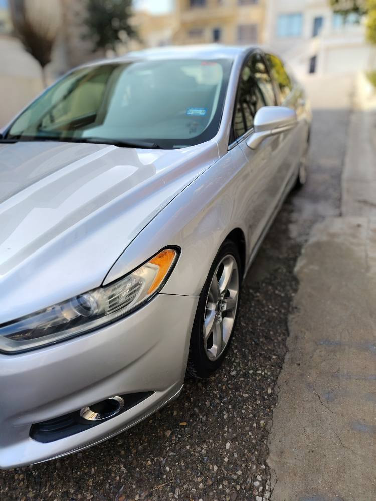 فۆرد فیوژن مۆدێل 2014 شەریکەی نیڤا  خەلیجی ڕەنگی سلڤەر مەکینە 2.5مەرغوب  مەکینە و گێری نەکراوەتەوە بەشەرت هیچ کێشەیەکی نیە مواسەفات سڵایت وسوکان ڤۆلیۆمو تەحدید سورعە و شاشە گەورە و شاشەی ناو گێچ کامێرا و حاسە و ویلکرۆم تەبرید مەرکەزی کوشن کارەبا برێک بەسمە و کارەبای و تەبرید کێشەی نیە چوار تایەی تازە بەستراوە بۆیاغ دوو وپارچە و پەڵەیەکی هەیە بێ ناو گرتن بێ ئێرباگ و سۆنەرەکەیم داناوە سەنەوی بەسەر چووە ساڵی 2021 ڕەقەم هەولێرە  وەکالەتی بە ناو خۆمەوەیە تەحویل و غەڕامە بەشەرت نرخی 107گەڵا و معامەلە 
***********
*********** 
شوێن سلێمانی نزیک پردی کۆبانی السليمانية, العراق
