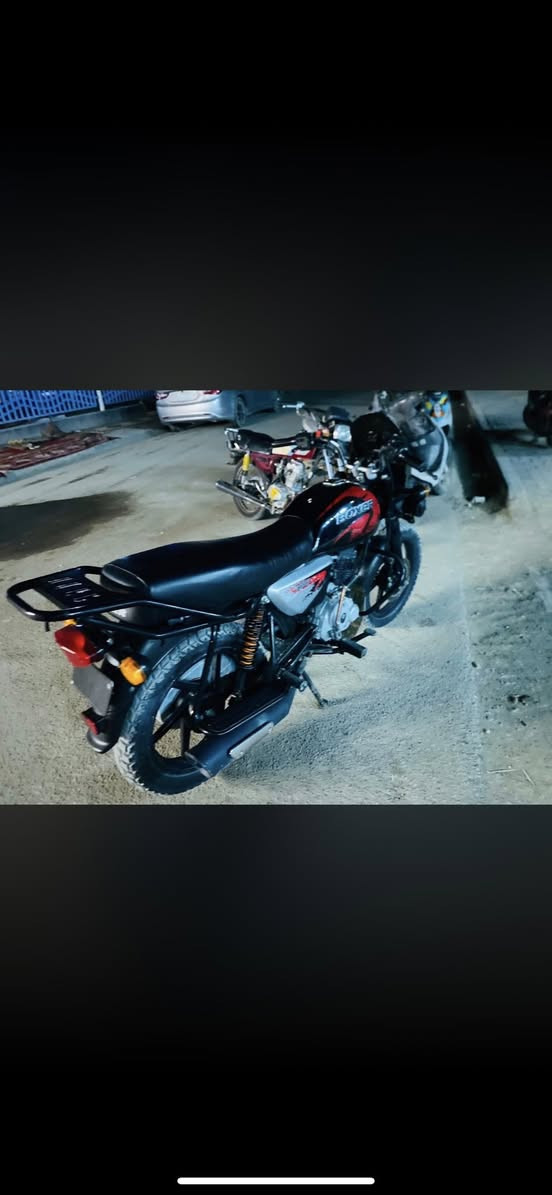 دراجه بوكسر للبيع مديل 22طالعه ب24اخوان دراجه مكفوله كفاله عامه سعر 1800وبيه مجال للتواصل ***********  وتساب فق
