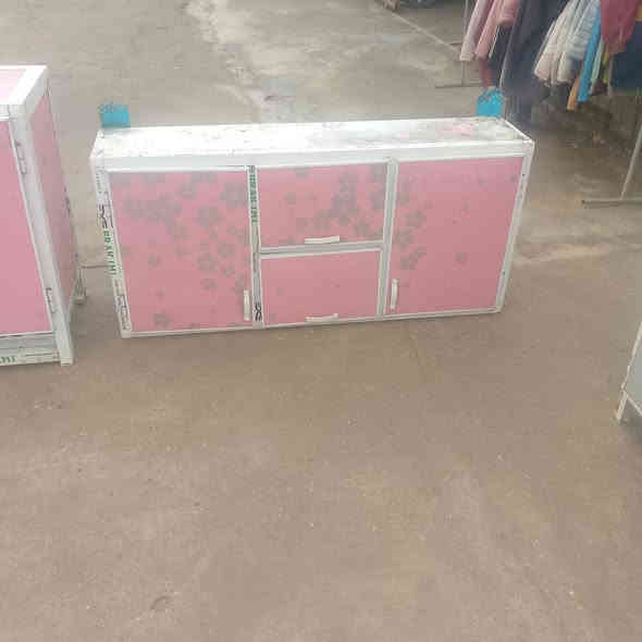 وصلنه جزه الثالث من البضاعه التخم الجديد كاونترات مستخدمه معرض حجي باسم الشمري  الشمري العنوان بزل حلاته قرب محطة الراضي ***********
