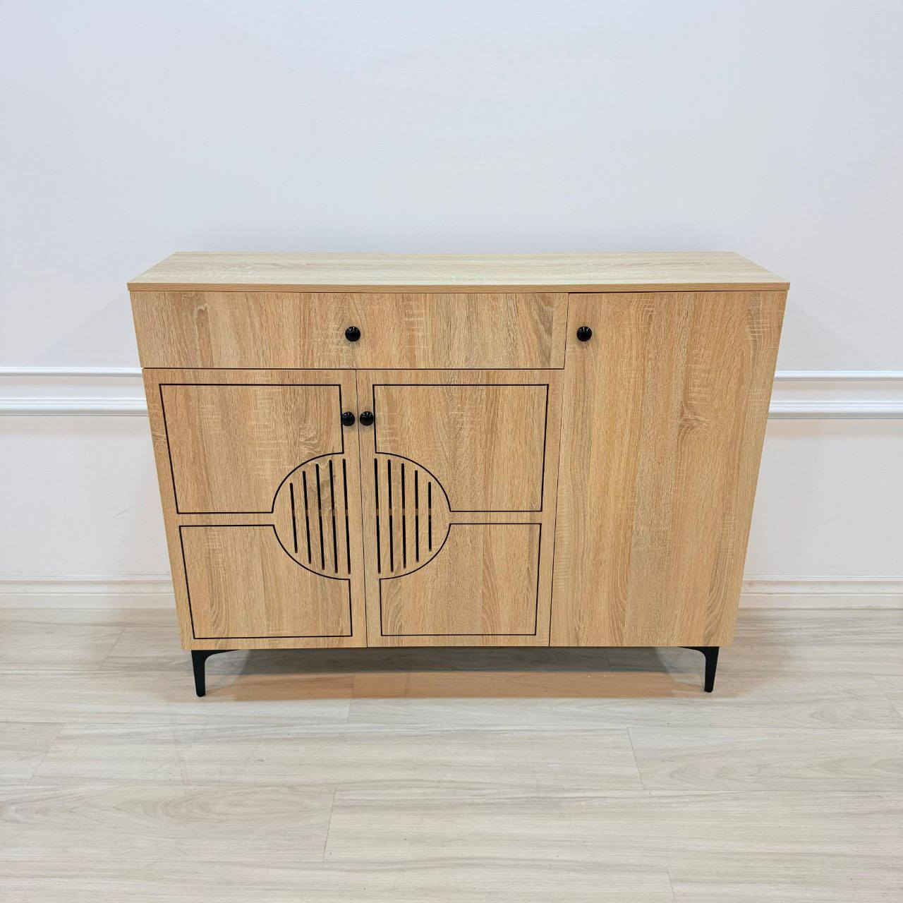 خزانه 3 باب خشب mdf

 السعر 115 ألف 

عرض 120 سم 
ارتفاع 95 سم 
عمق 32 سم 
توصيل داخل بغداد مجاني 
اطراف 10
محافظات 15


**إذا كنت صاحب هذا الإعلان وتريد حذفه لأي سبب، رجاءا أرسل رسالة إلى الدعم الفني**